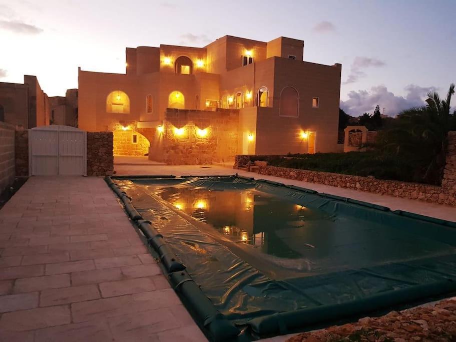 Farmhouse Villa With Large Pool And Garden In Gozo Għarb Exterior foto
