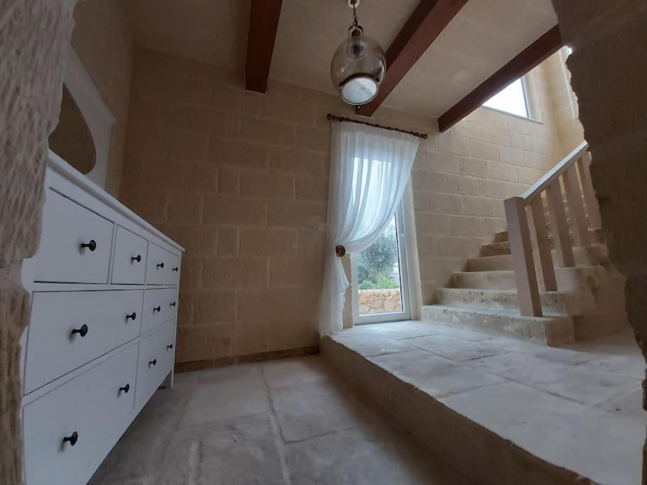 Farmhouse Villa With Large Pool And Garden In Gozo Għarb Exterior foto