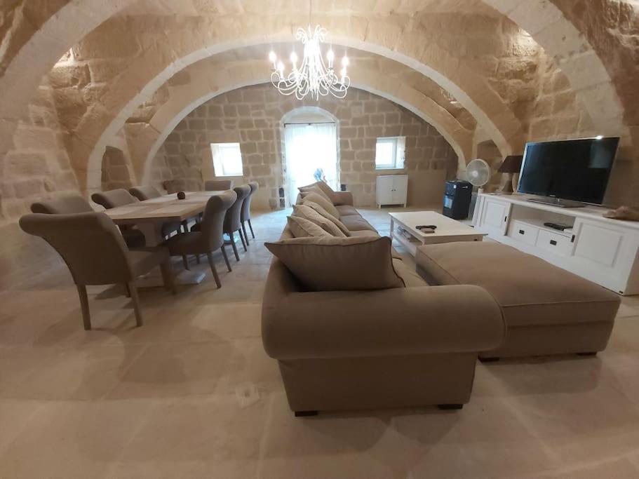 Farmhouse Villa With Large Pool And Garden In Gozo Għarb Exterior foto