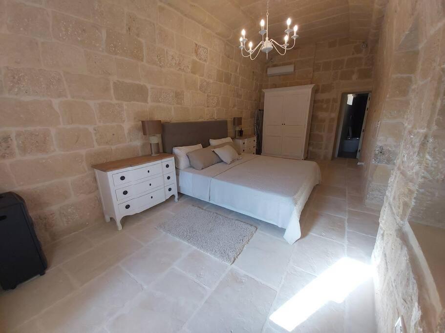Farmhouse Villa With Large Pool And Garden In Gozo Għarb Exterior foto